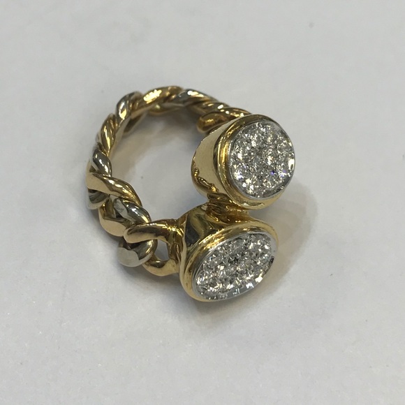 SOLD ❌ 18k Paté-Set Diamond Ring - Picture 9 of 14